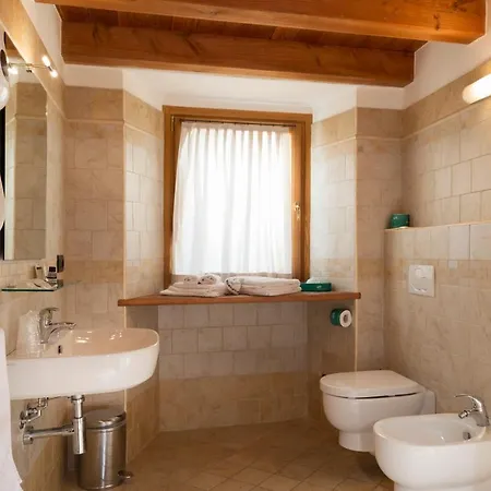 德雷萨尔沃尔德住宿加早餐旅馆