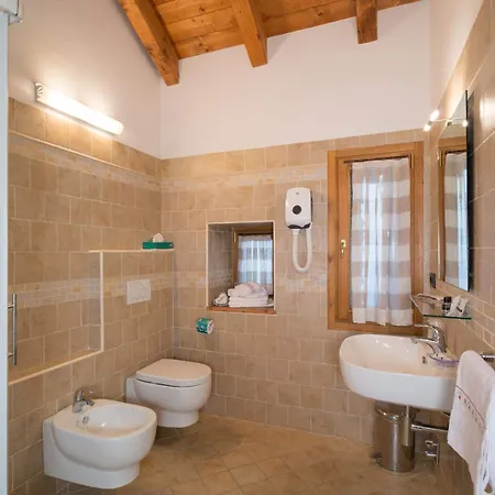 德雷萨尔沃尔德住宿加早餐旅馆 格雷索圣尚